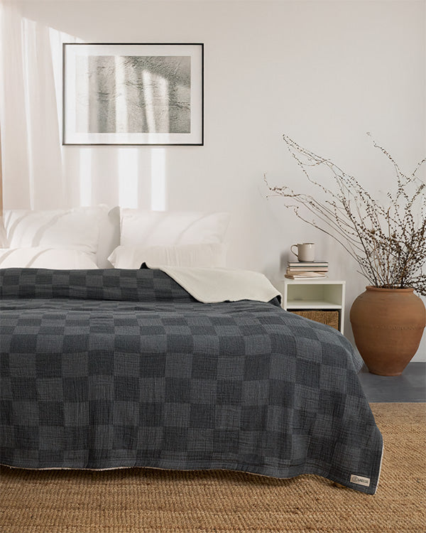 Cloud Checker Plush Blanket - Black